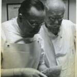 Profesorzy Ludwik Paszkiewicz i Witold Orłowski; Warszawa; fotografia; MHM WUM/948