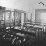 Wnętrze budynku Zakładu Medycyny Sądowej; 1945-1981; fotografia; MHM WUM/1222