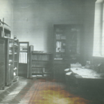 Wnętrze budynku Zakładu Medycyny Sądowej; 1945-1981; fotografia; MHM WUM/1222