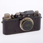 Aparat fotograficzny prof. Wiktora Grzywo-Dąbrowskiego; Leica; okres międzywojenny; metal, szkło, tworzywo sztuczne; MHM WUM/D/18/1 Aparat fotograficzny prof. Wiktora Grzywo-Dąbrowskiego